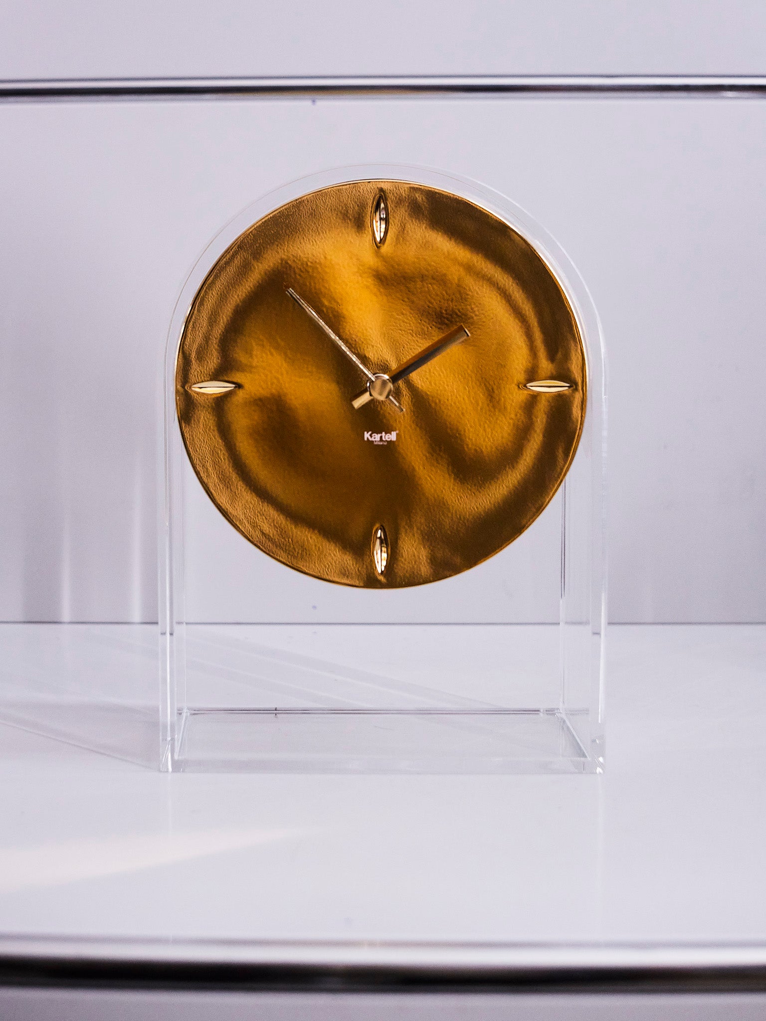 kartell_eugeniquitllet_airdutemps_gold