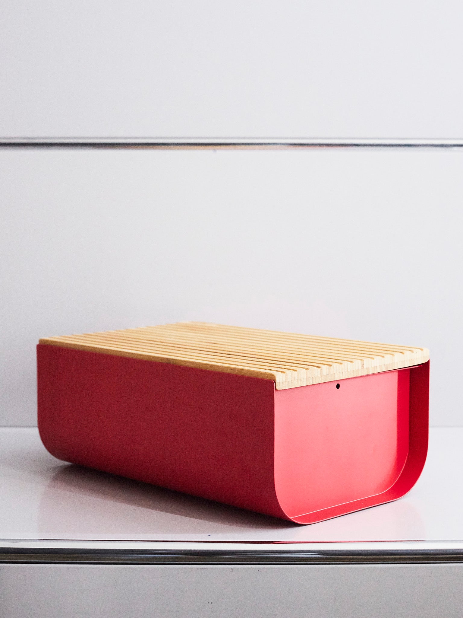 alessi_BIGGAME_mattina_bread_red 