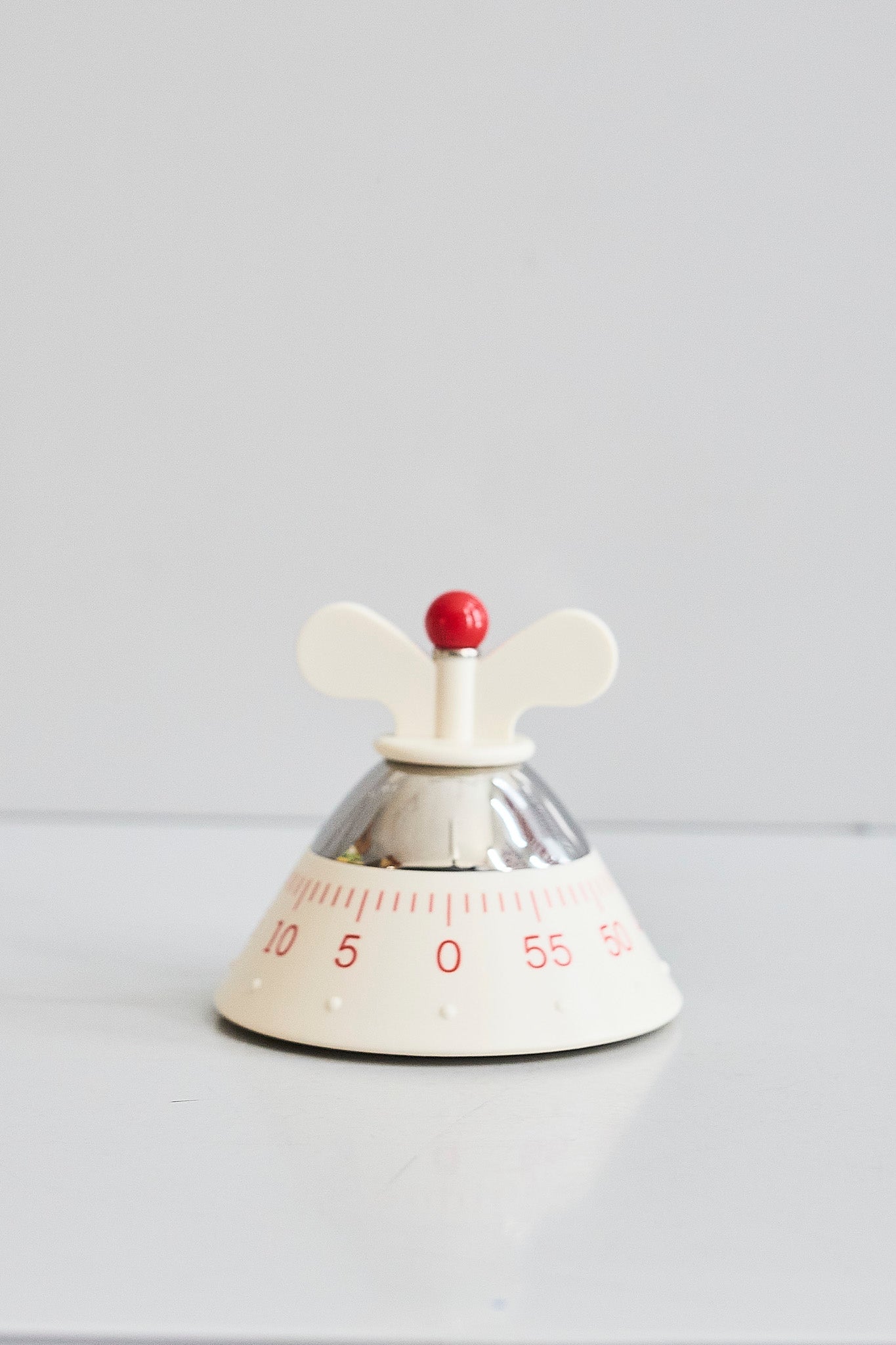 alessi_michaelgraves_kitchentimer_white