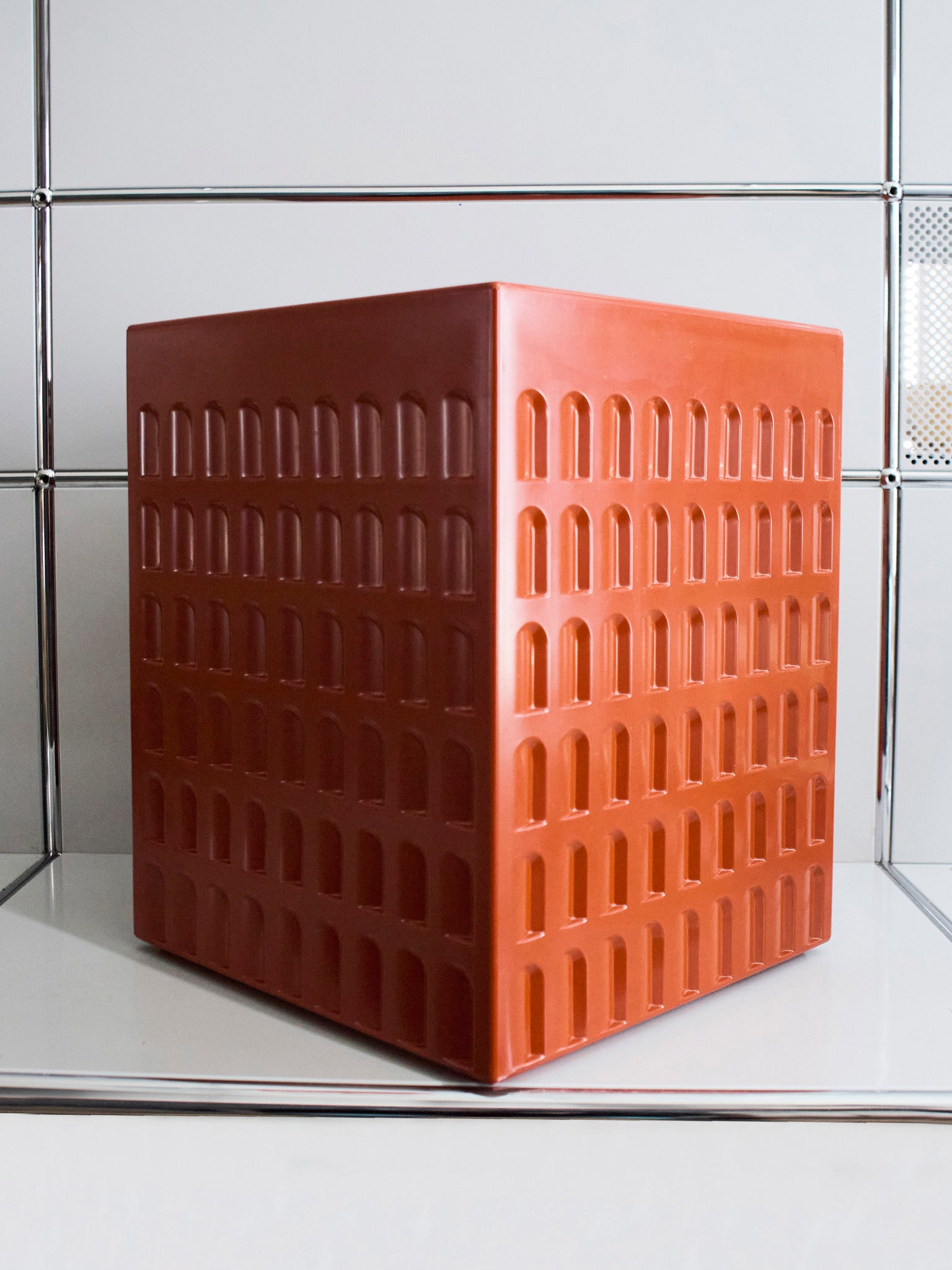 kartell_fabrionovembre_eur_red