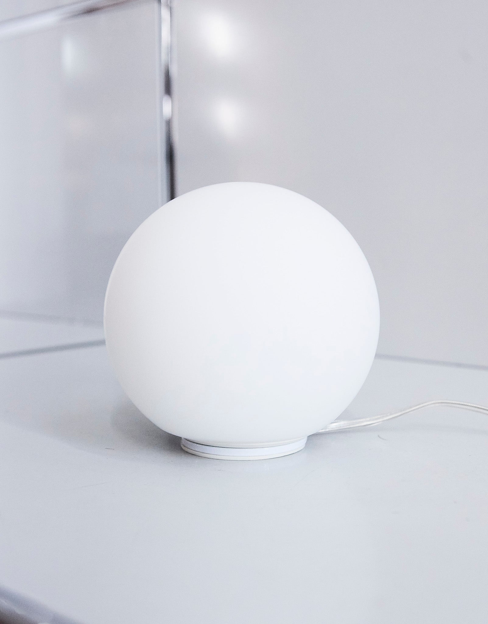 artemide_micheledelucchi_dioscuri_table_14