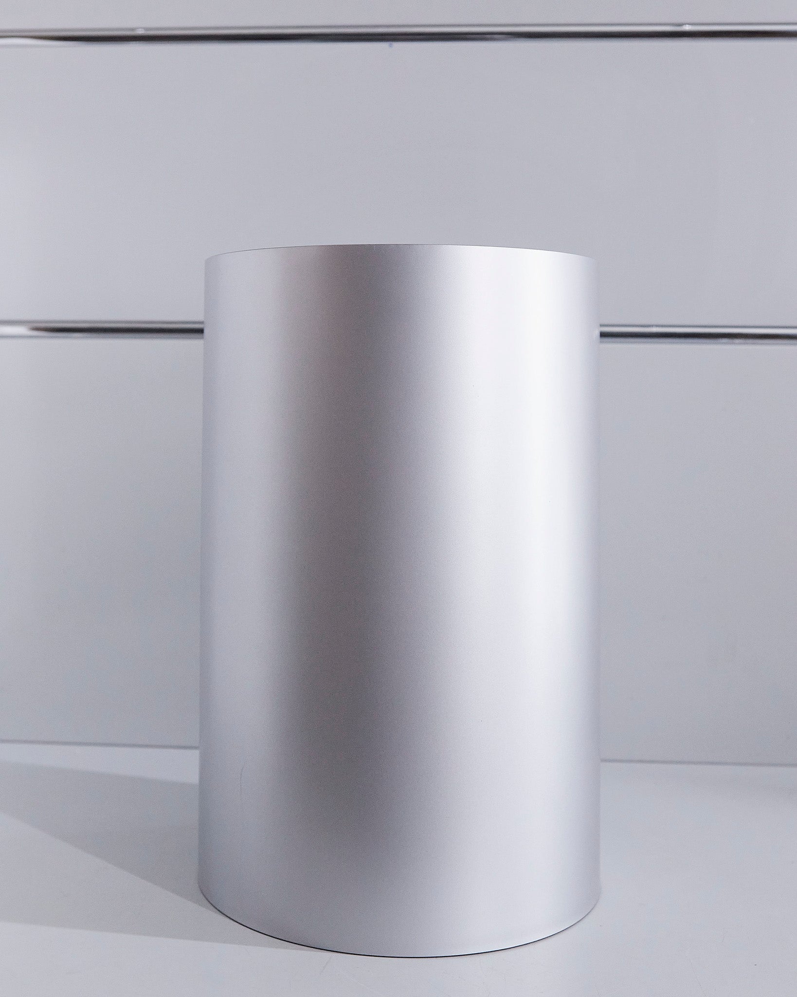 kartell_colombini_wastebasket_silver
