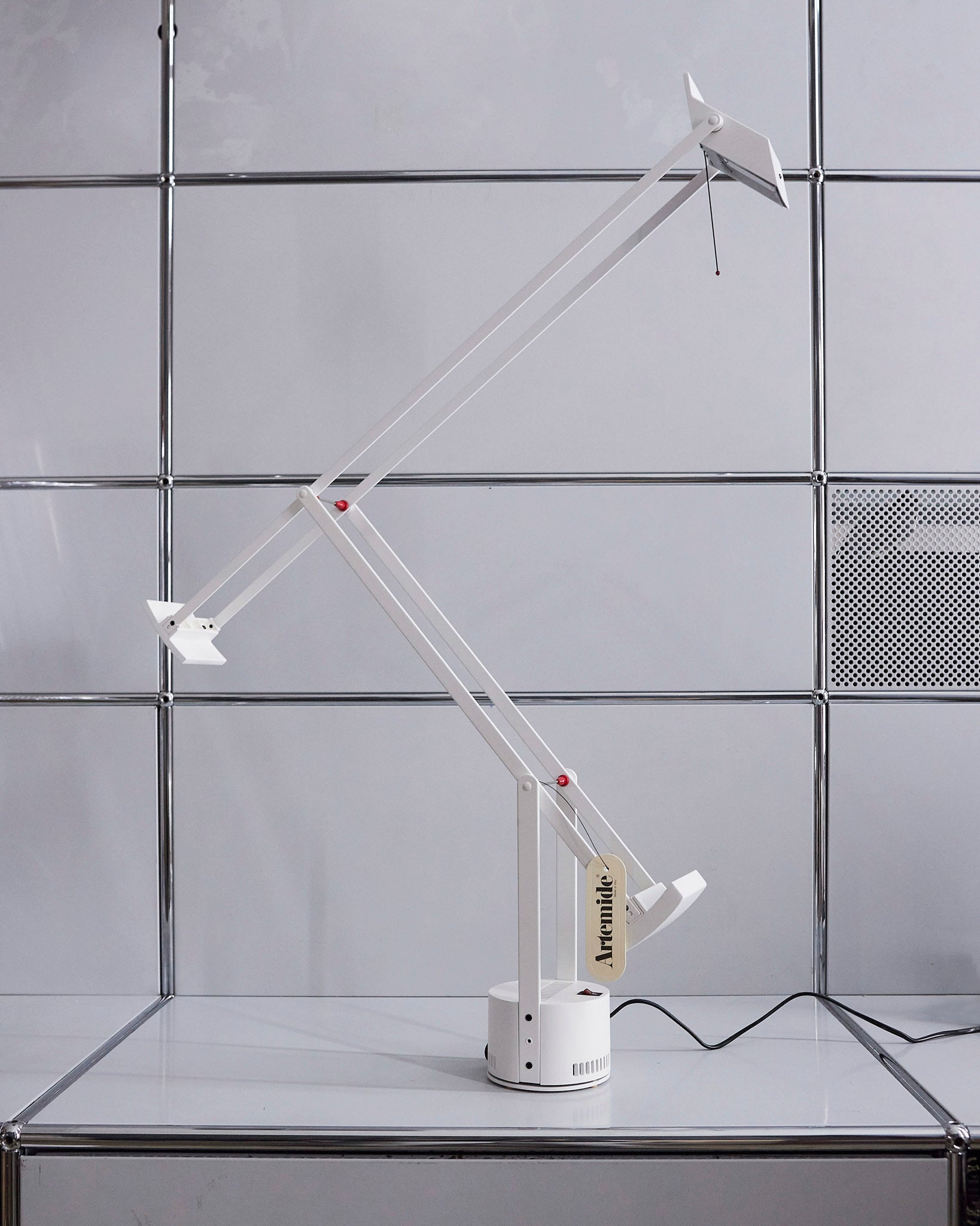 artemide_richardsapper_tizio_white