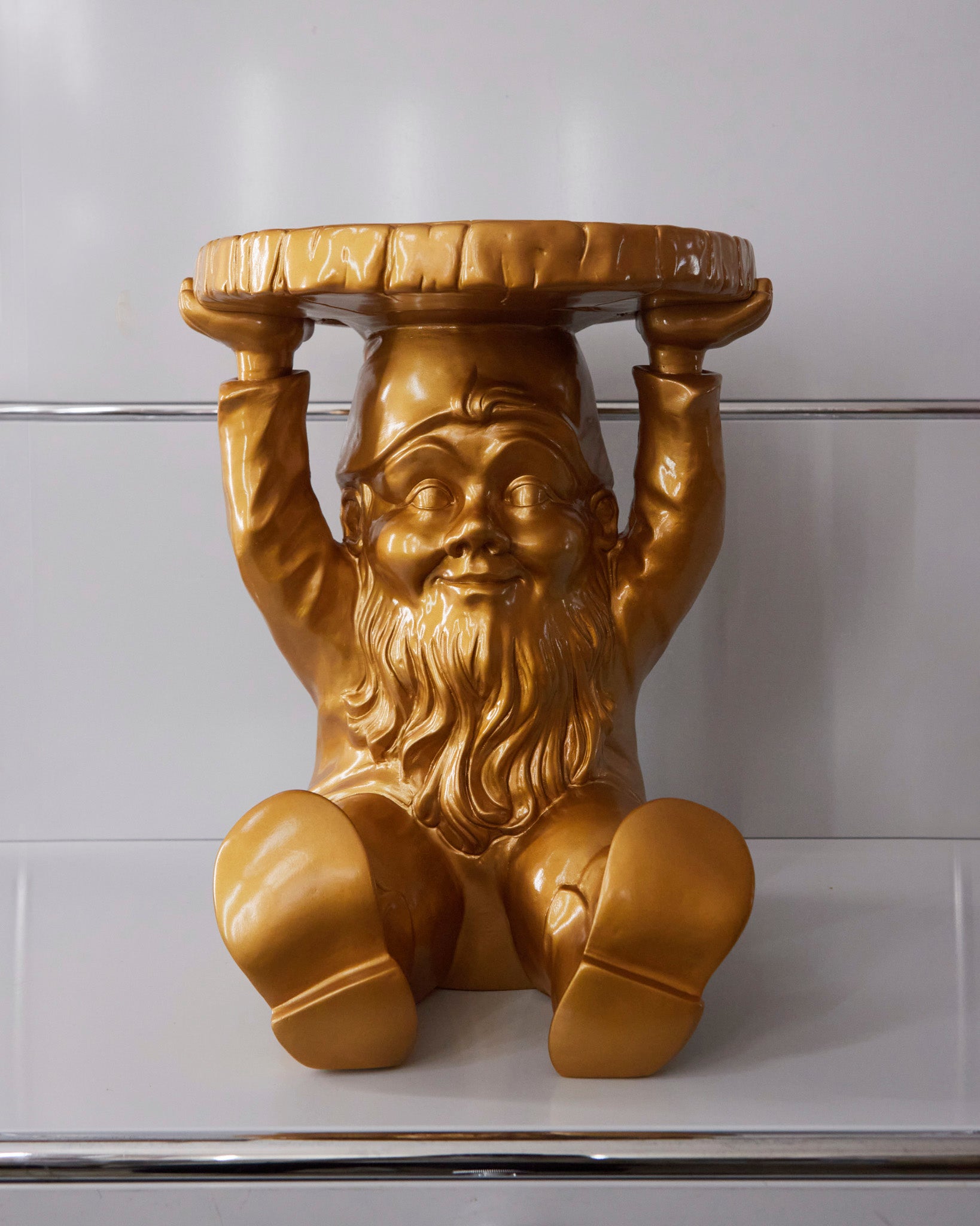 kartell_philippestarck_attila_gold