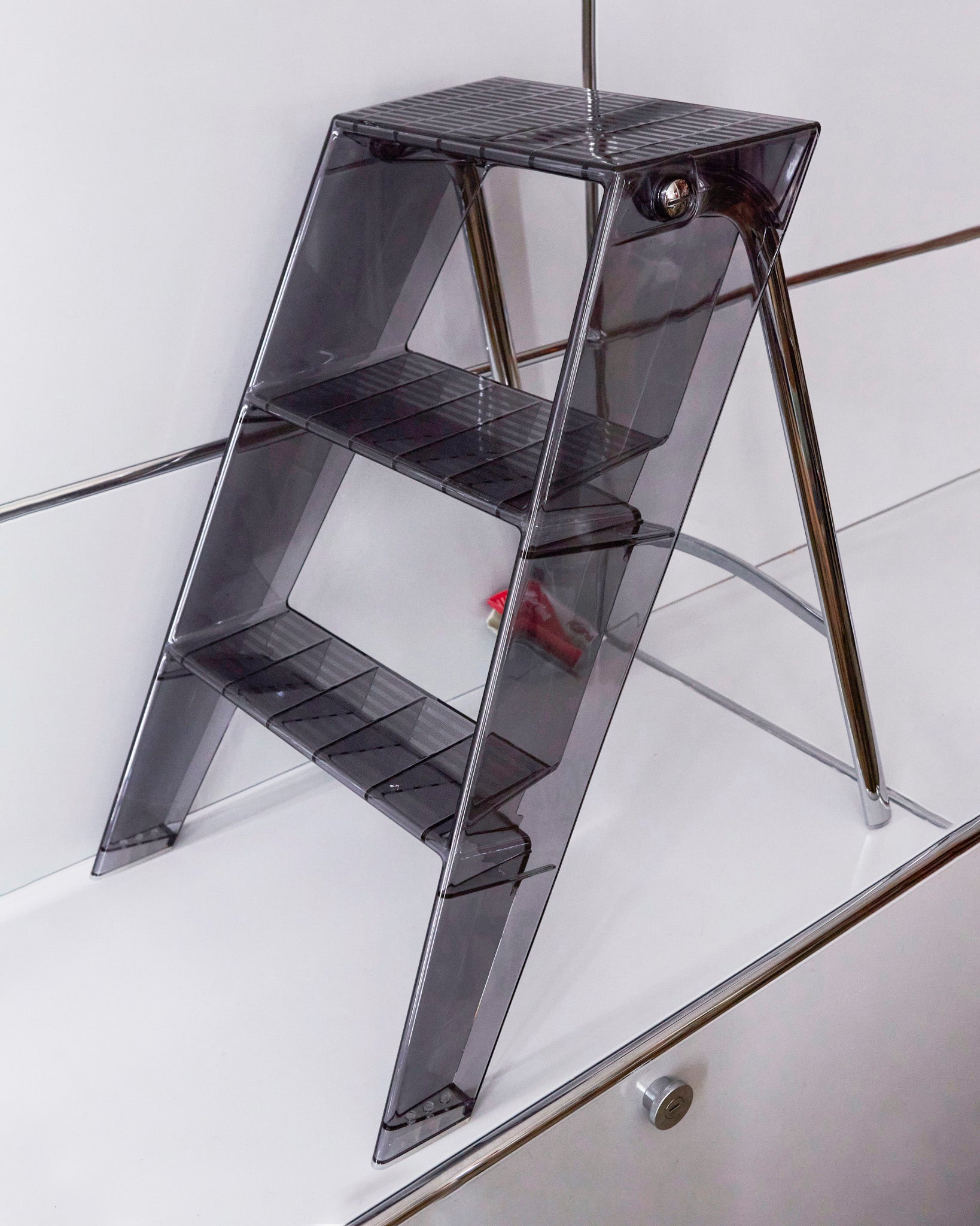 kartell_albertomeda_upper_grey