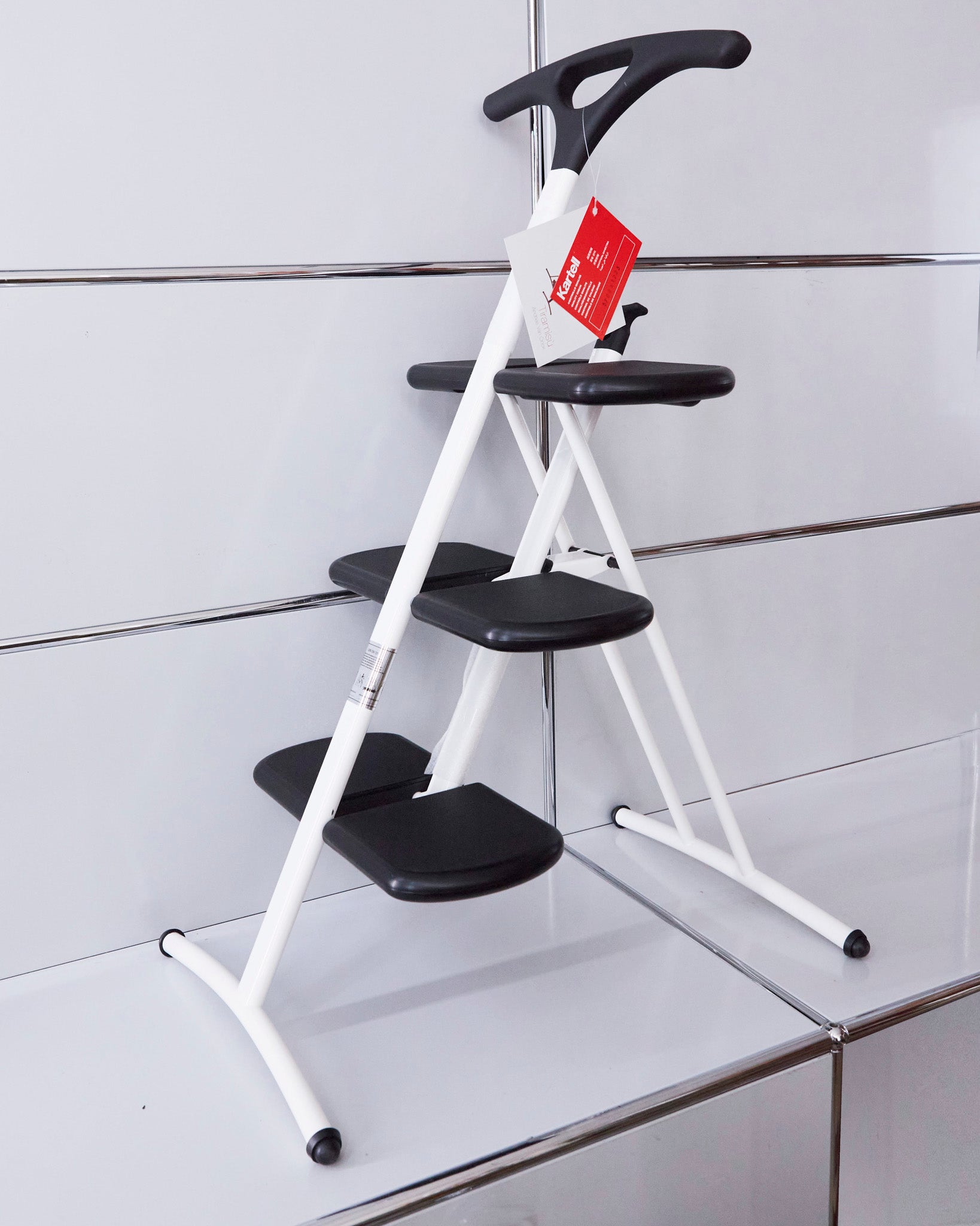 kartell_andriesvanonck_tiramisu_white