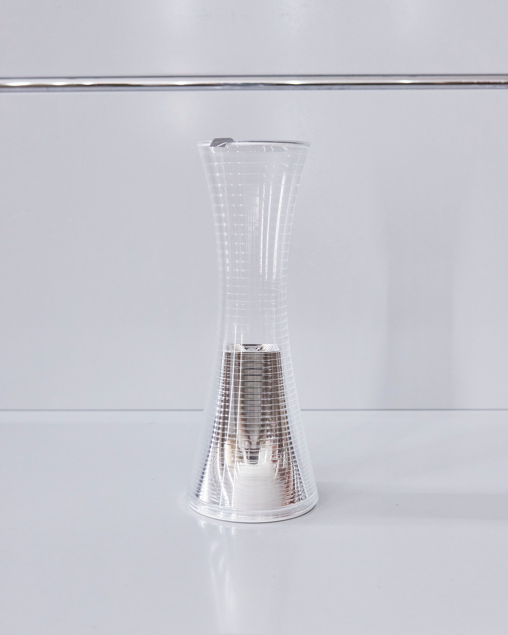 artemide_bevilacqua_cometogether_silver