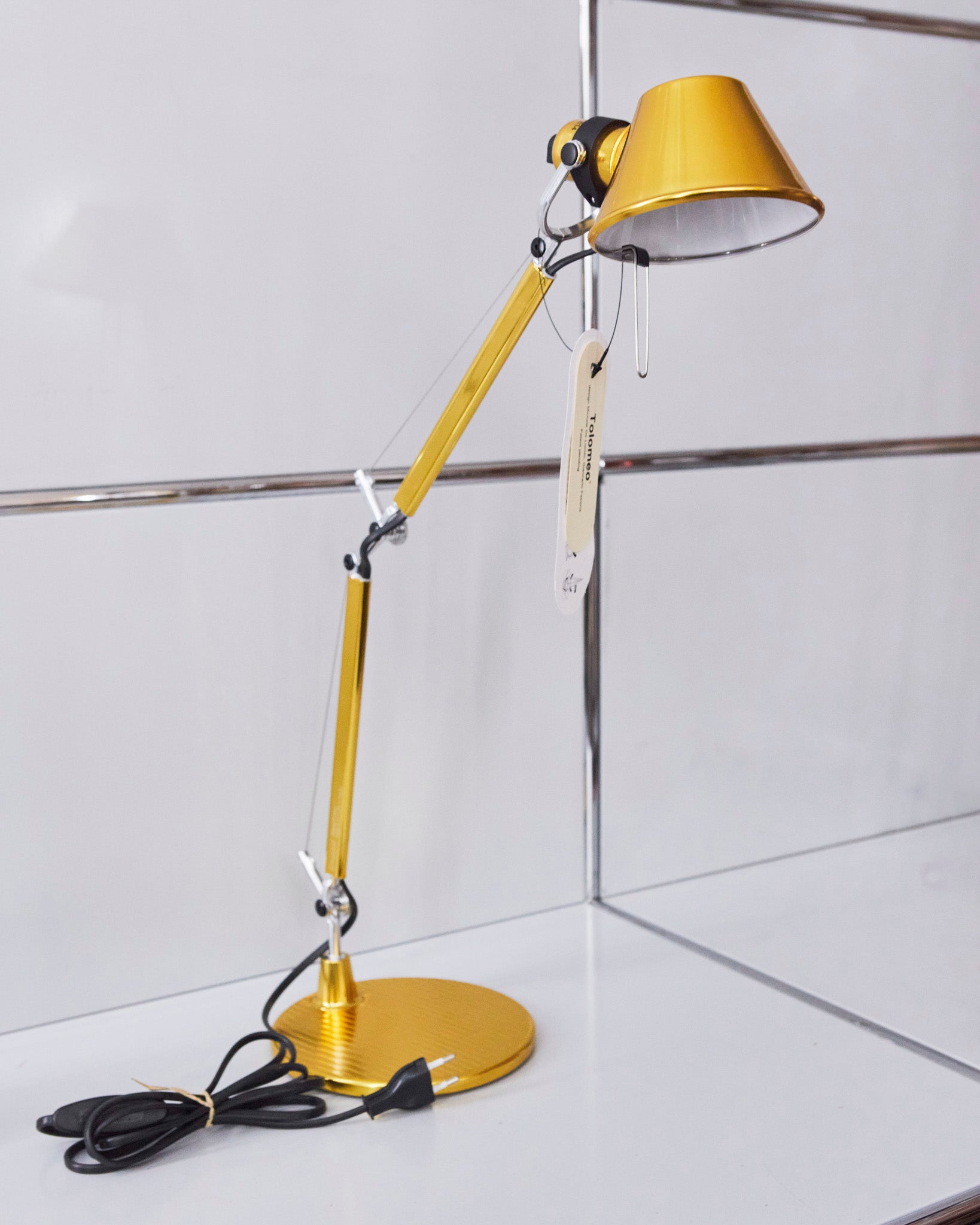 artemide_micheledelucchi_tolomeomicro_table_gold