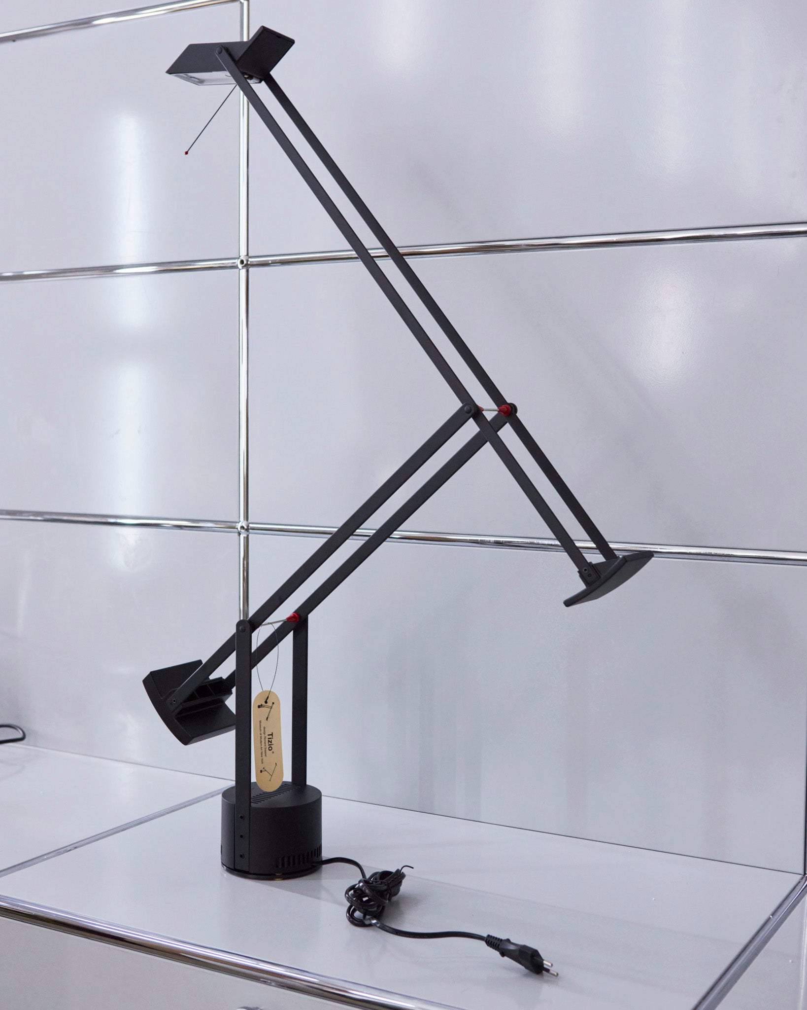 artemide_richardsapper_tizio_black