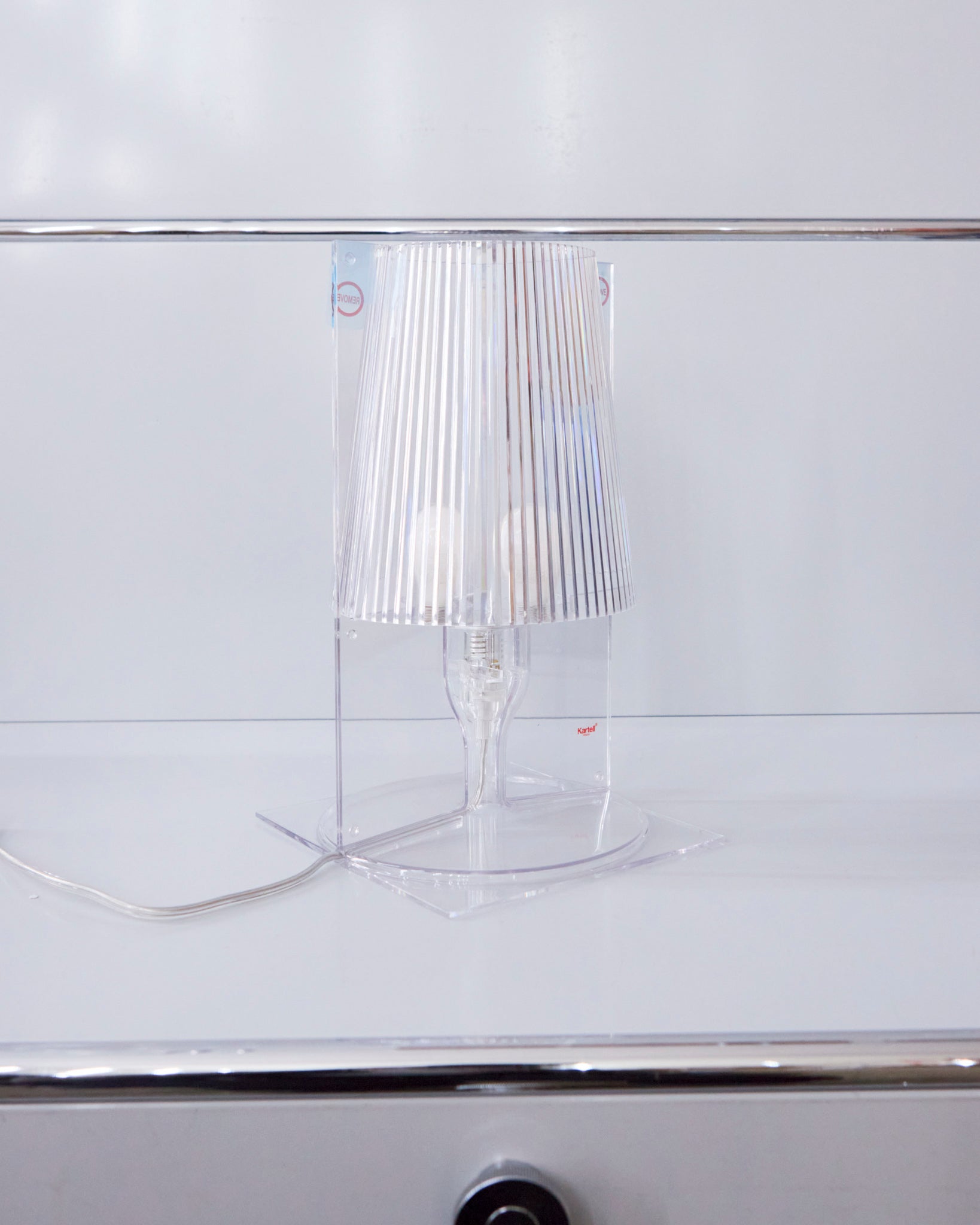 kartell_ferrucciolaviani_take_crystal