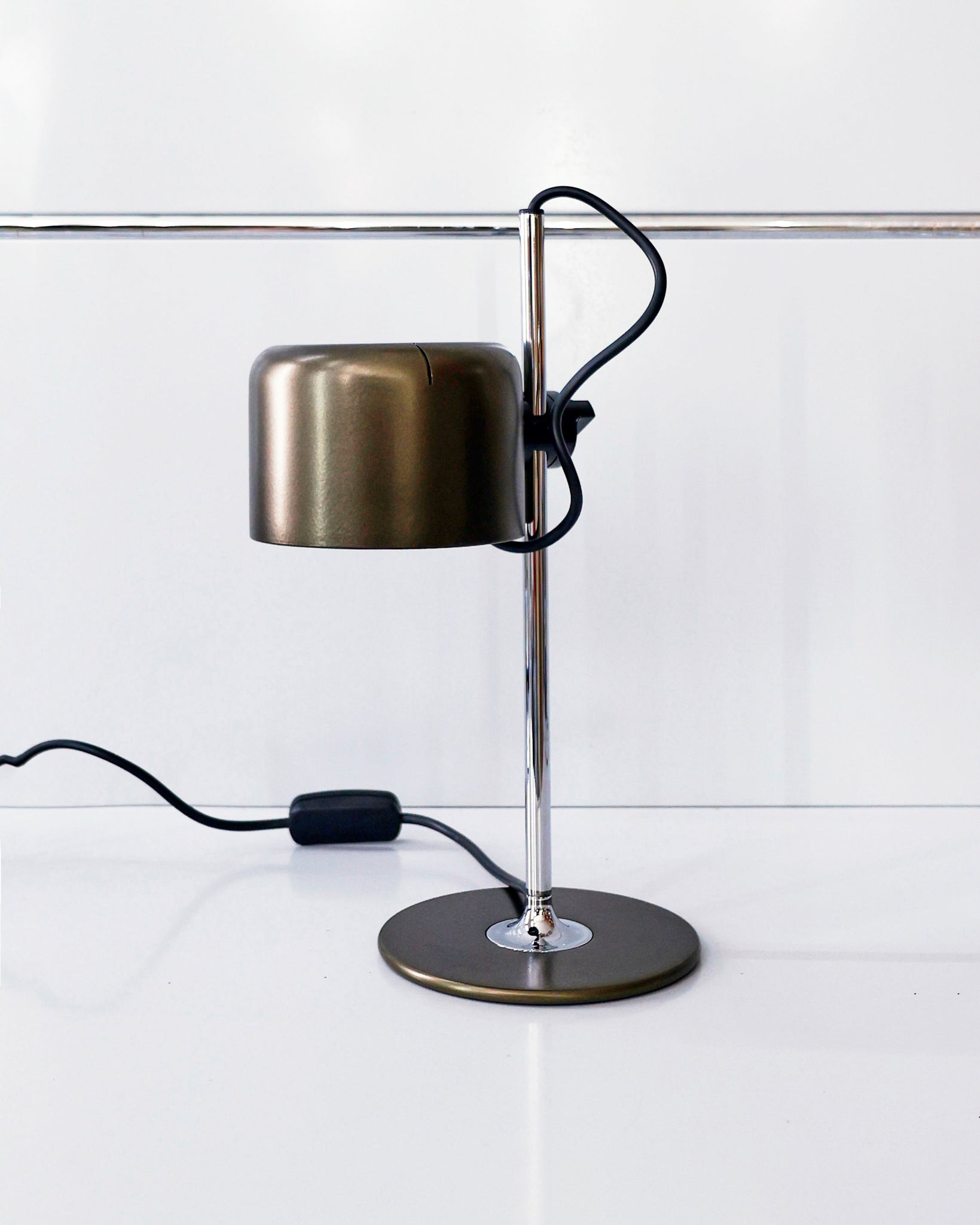 oluce_joecolombo_minicoupe_bronze