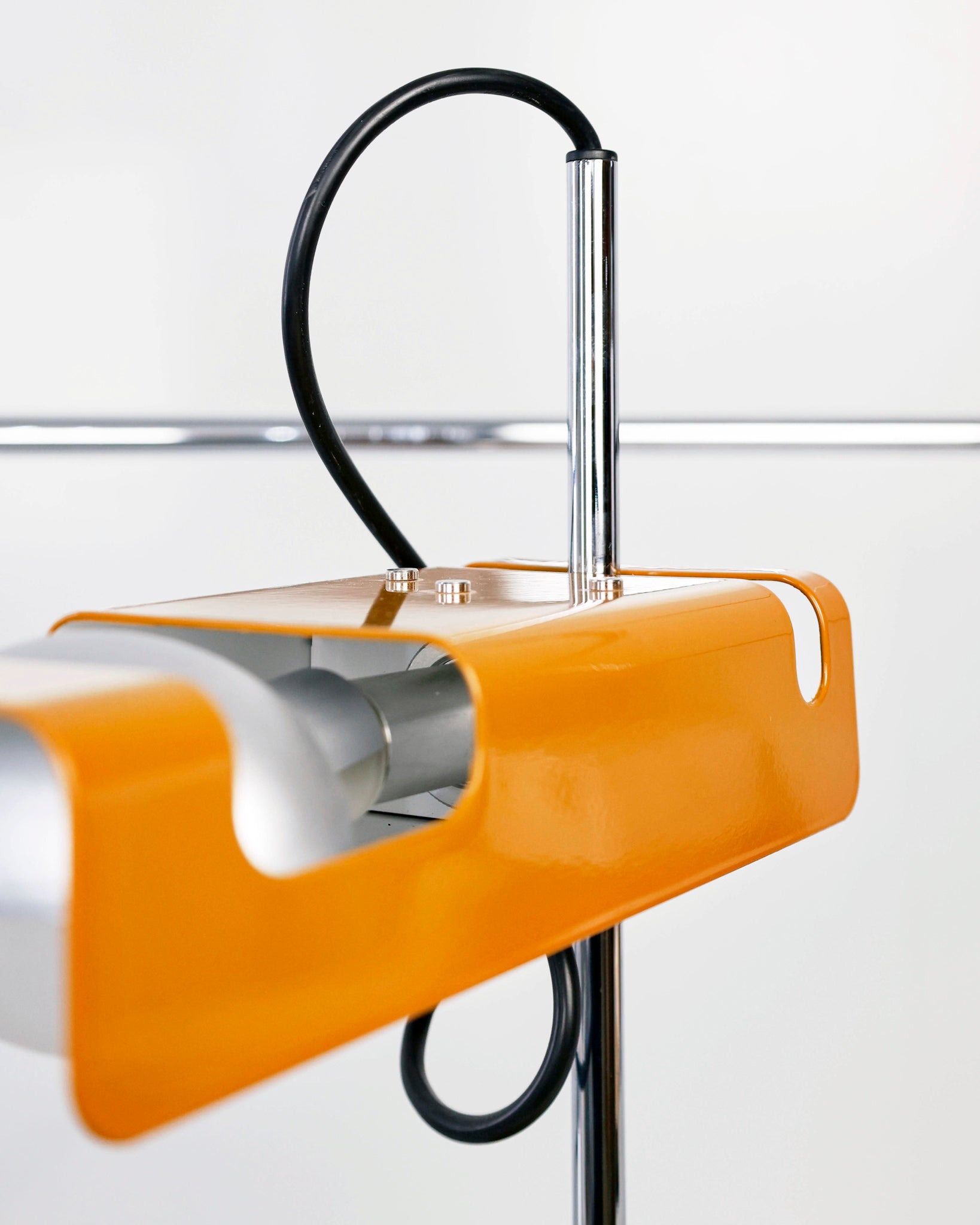 Spider Table – AOC Design