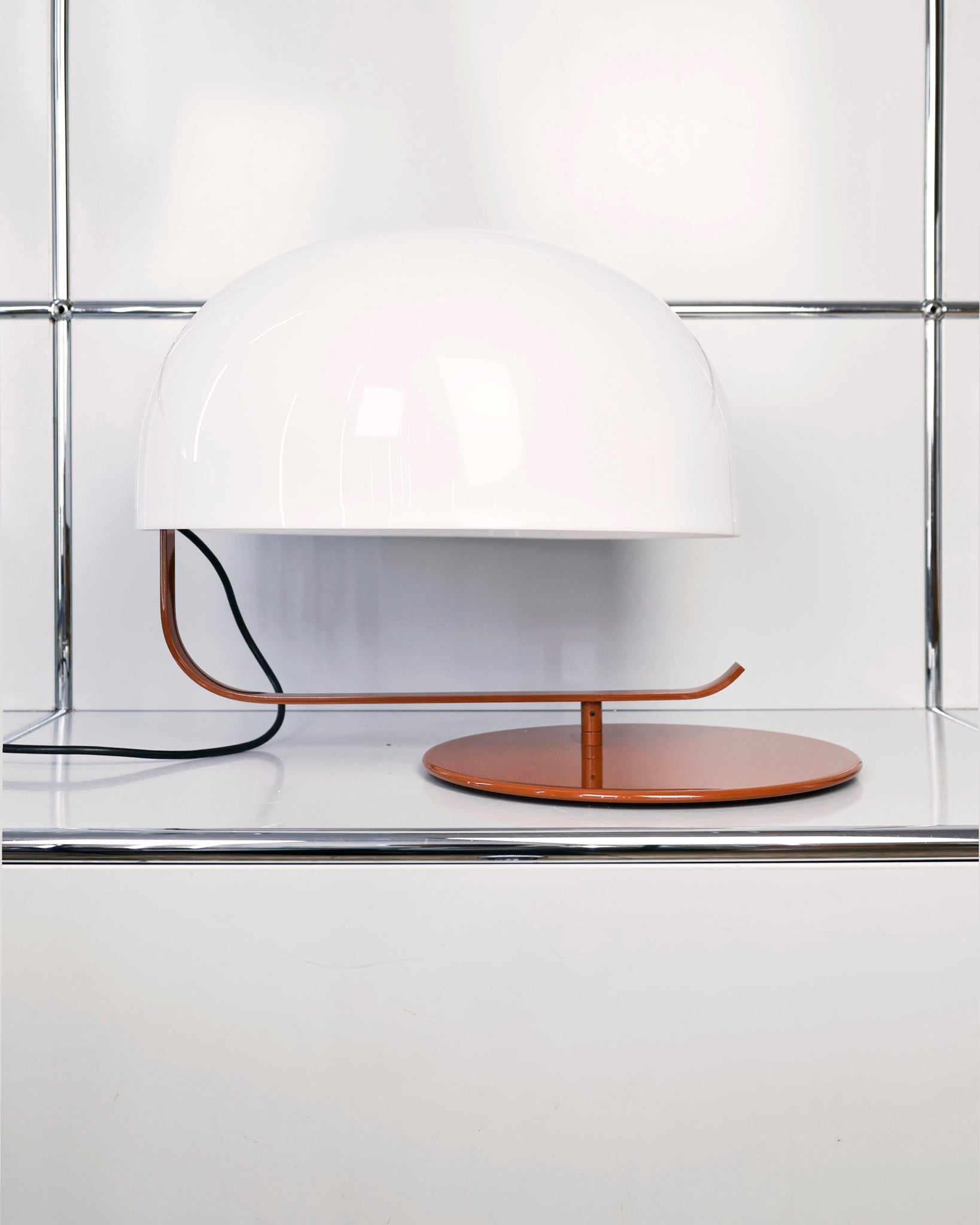 oluce_marcozanuzo_zanuso_brown