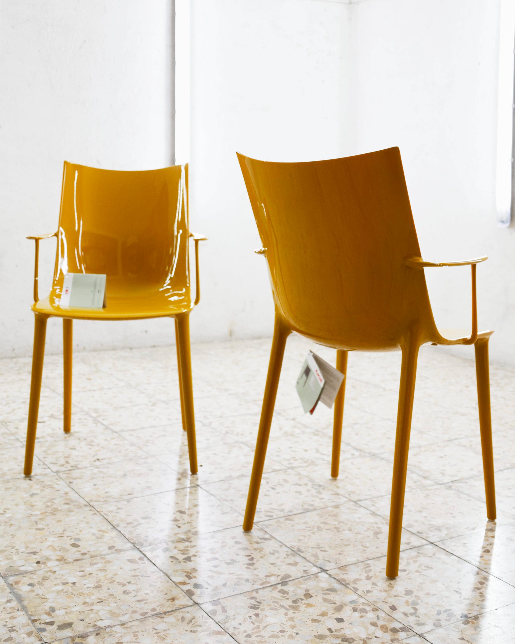 kartell_philippestarck_hhh_yellow