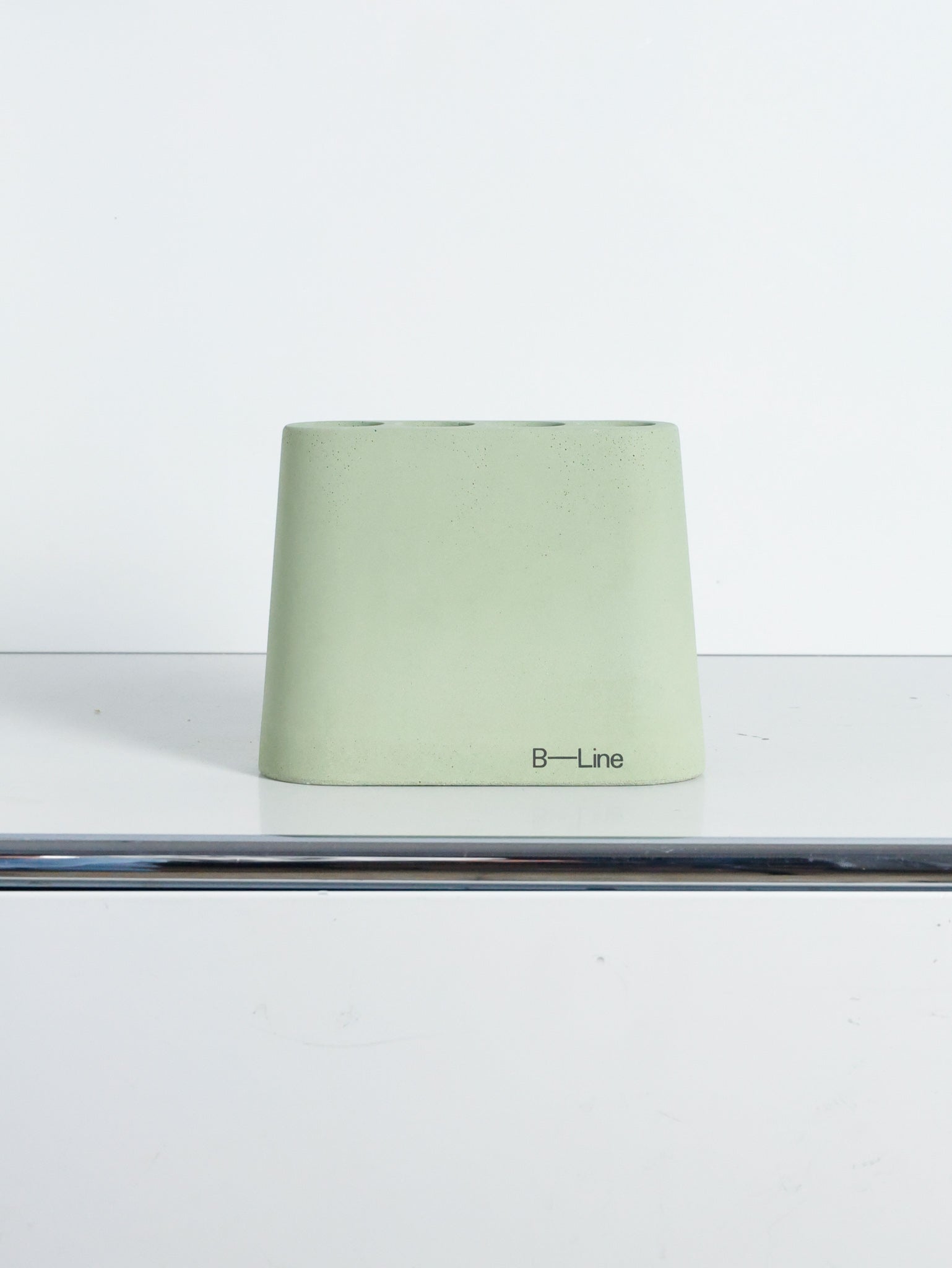 bline_rodolfobonetto_akijr_green