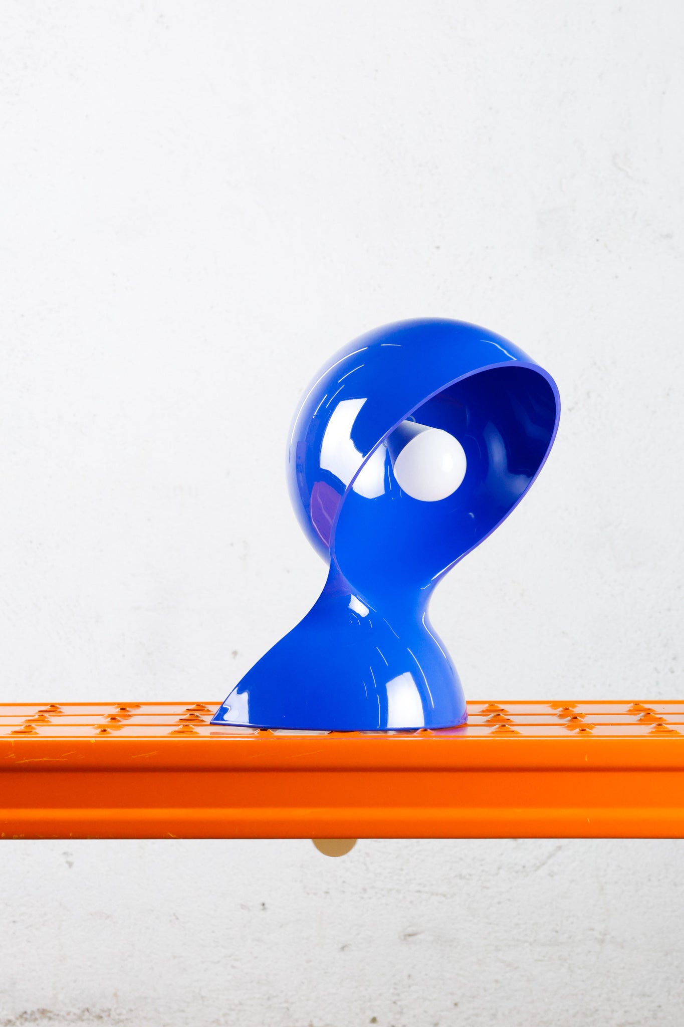 artemide_vicomagistretti_dalu_klein