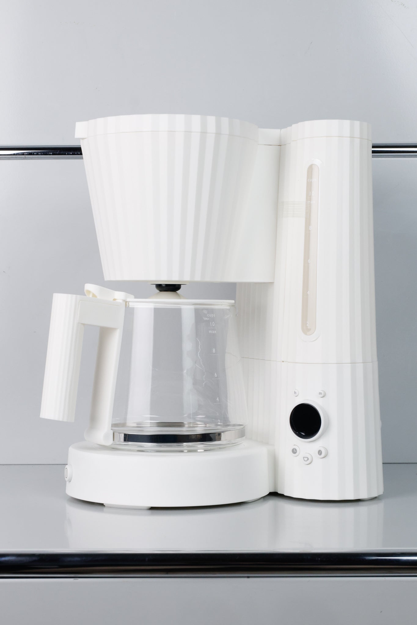 alessi_micheledelucchi_plisse_coffeemaker_white