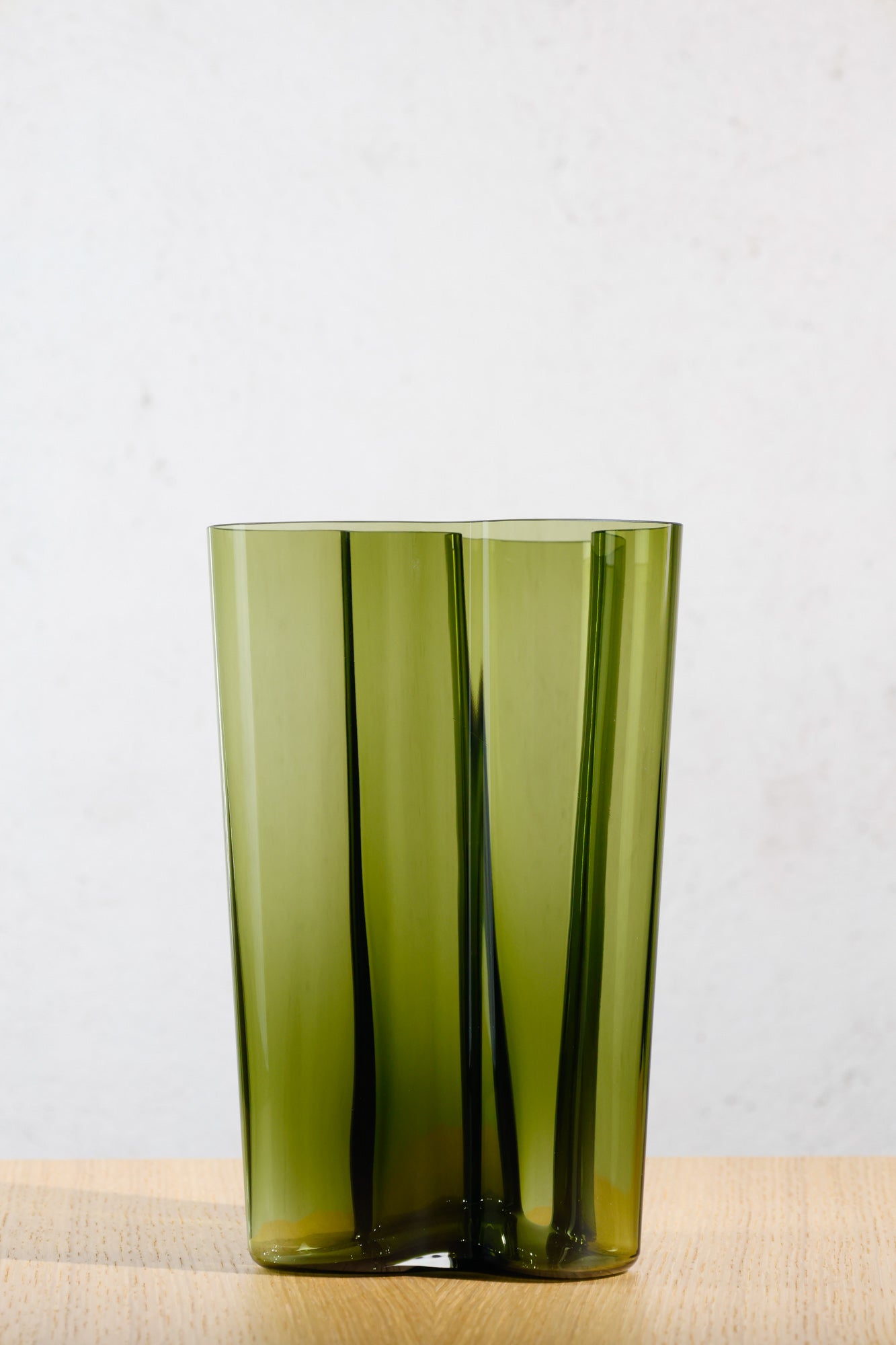 iittala_alvaraalto_savoy_251_mossgreen