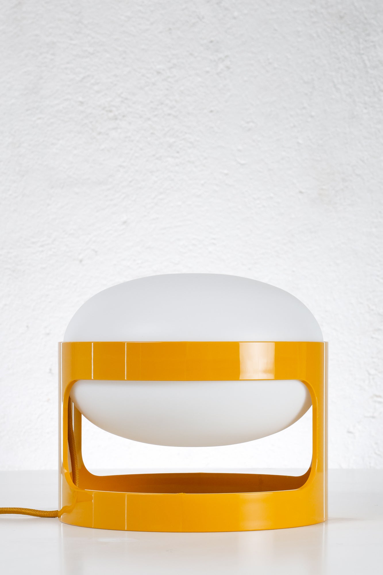 kartell_joecolombo_kd28_mustard