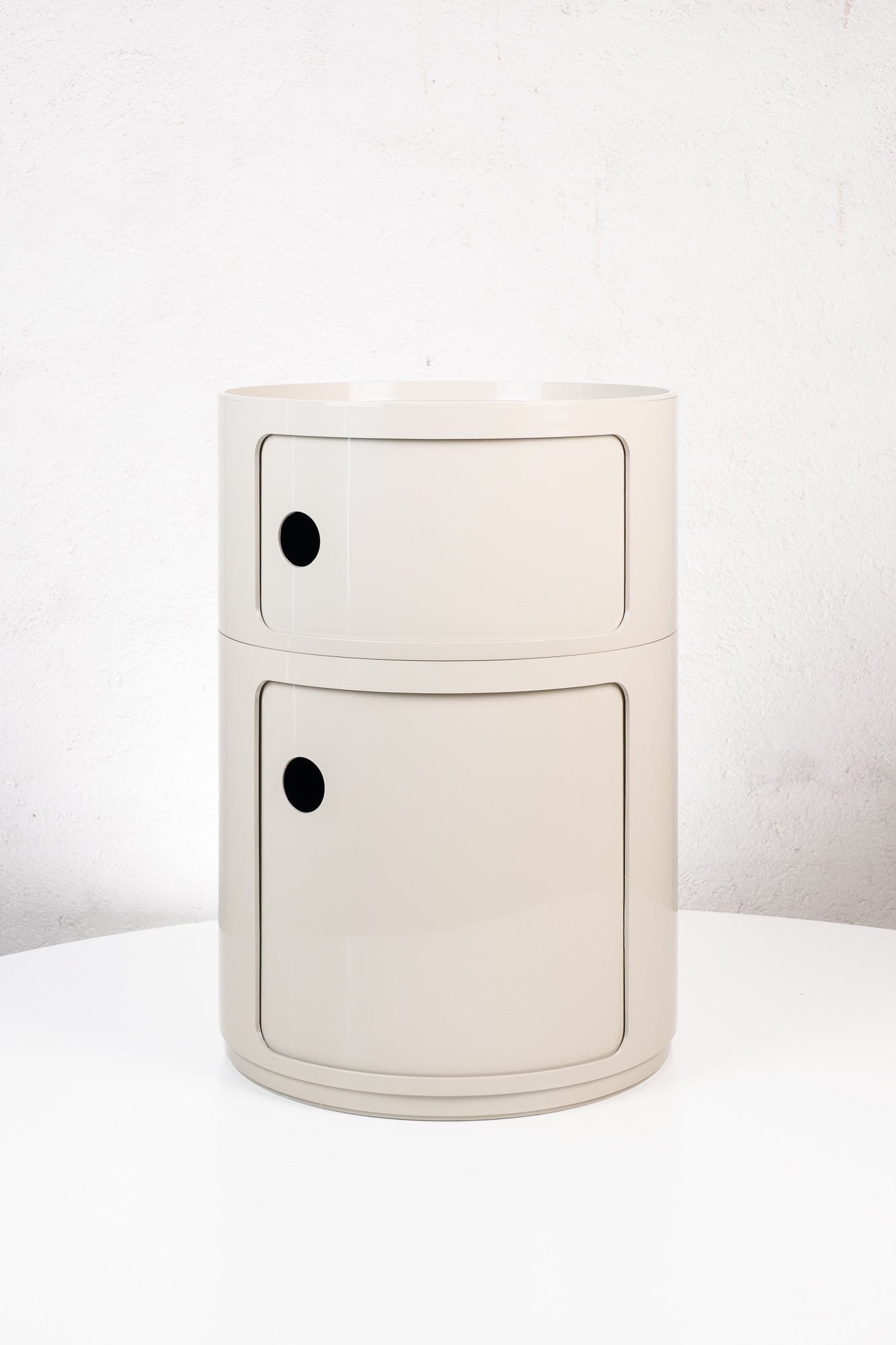kartell_annacastelliferrieri_componibili_newbig_small_taupe