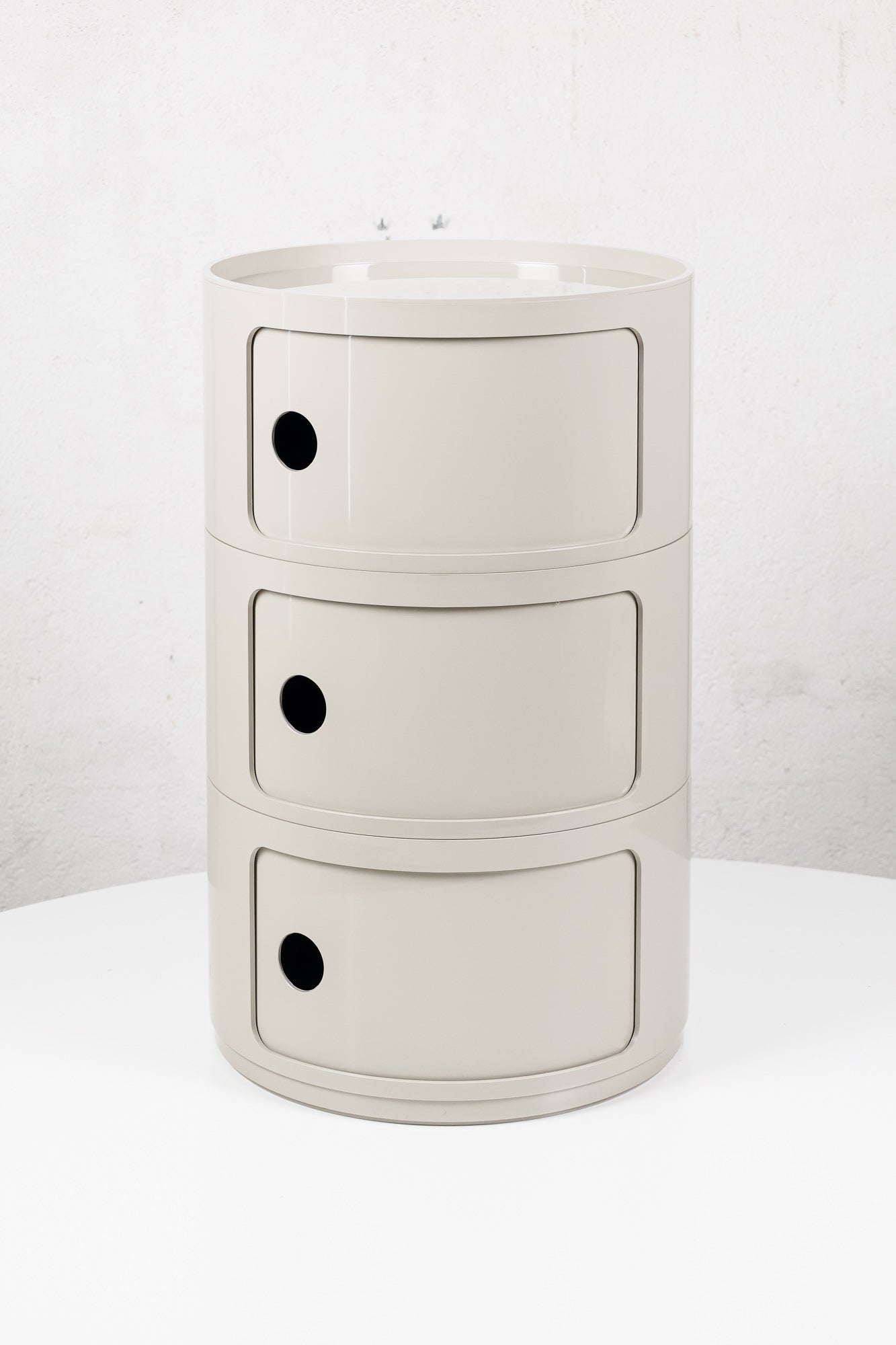 kartell_annacastelliferrieri_componibili_newbig_large_taupe