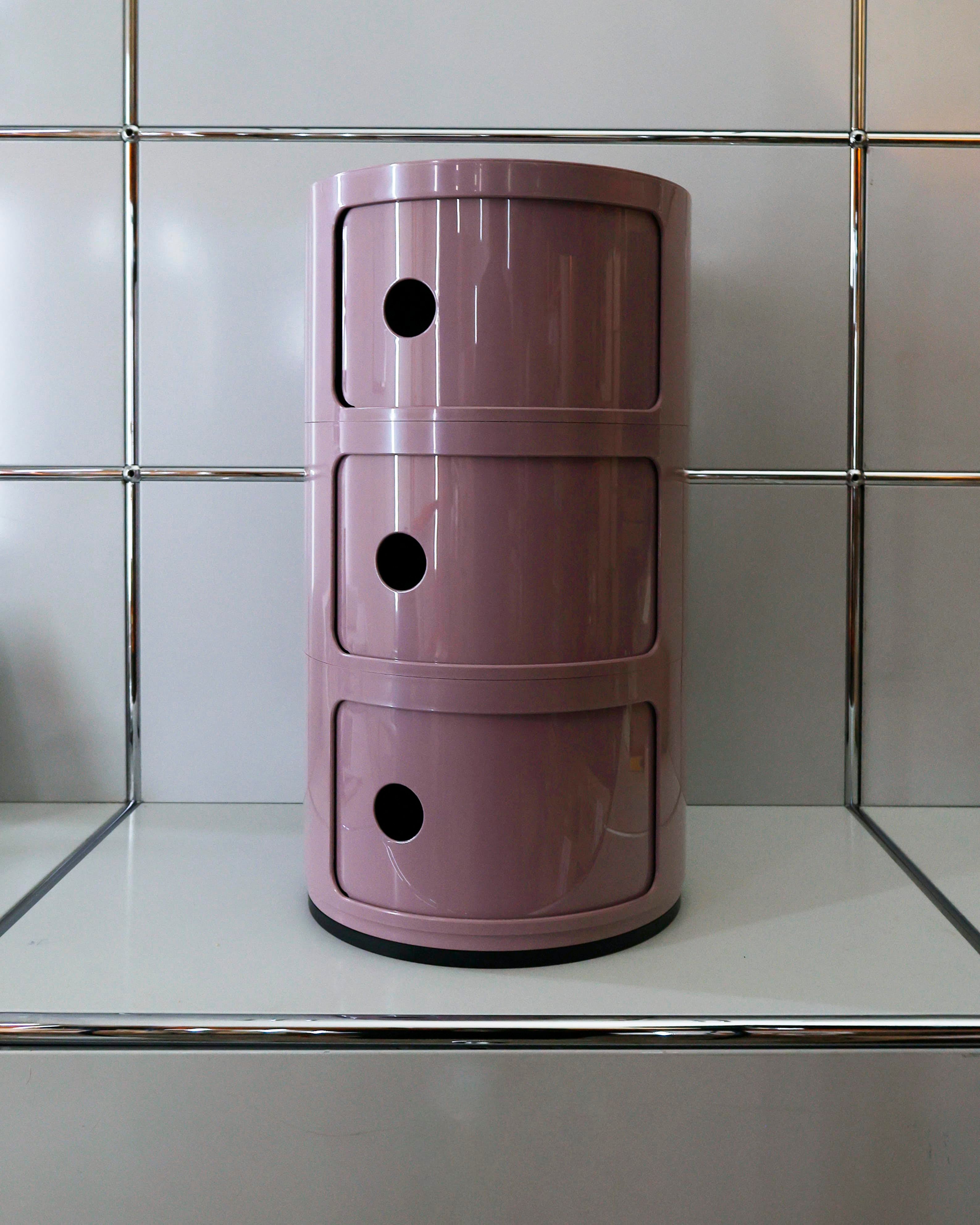 kartell_annacastelliferrieri_componibili_newcolors_medium_mauve