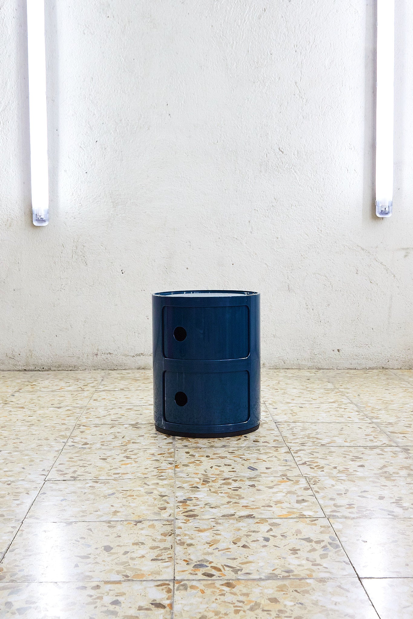 kartell_annacastelliferrieri_componibili_classic_small_blue