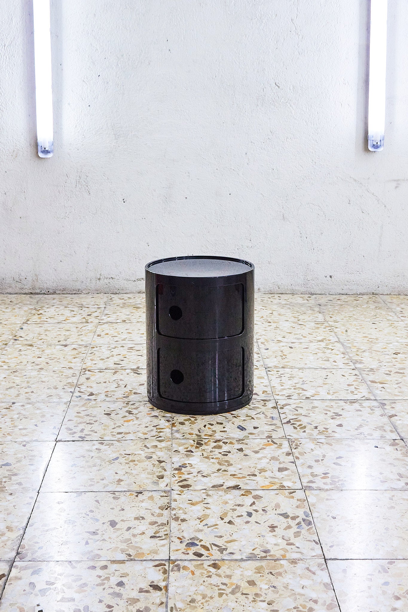 kartell_annacastelliferrieri_componibili_classic_small_black