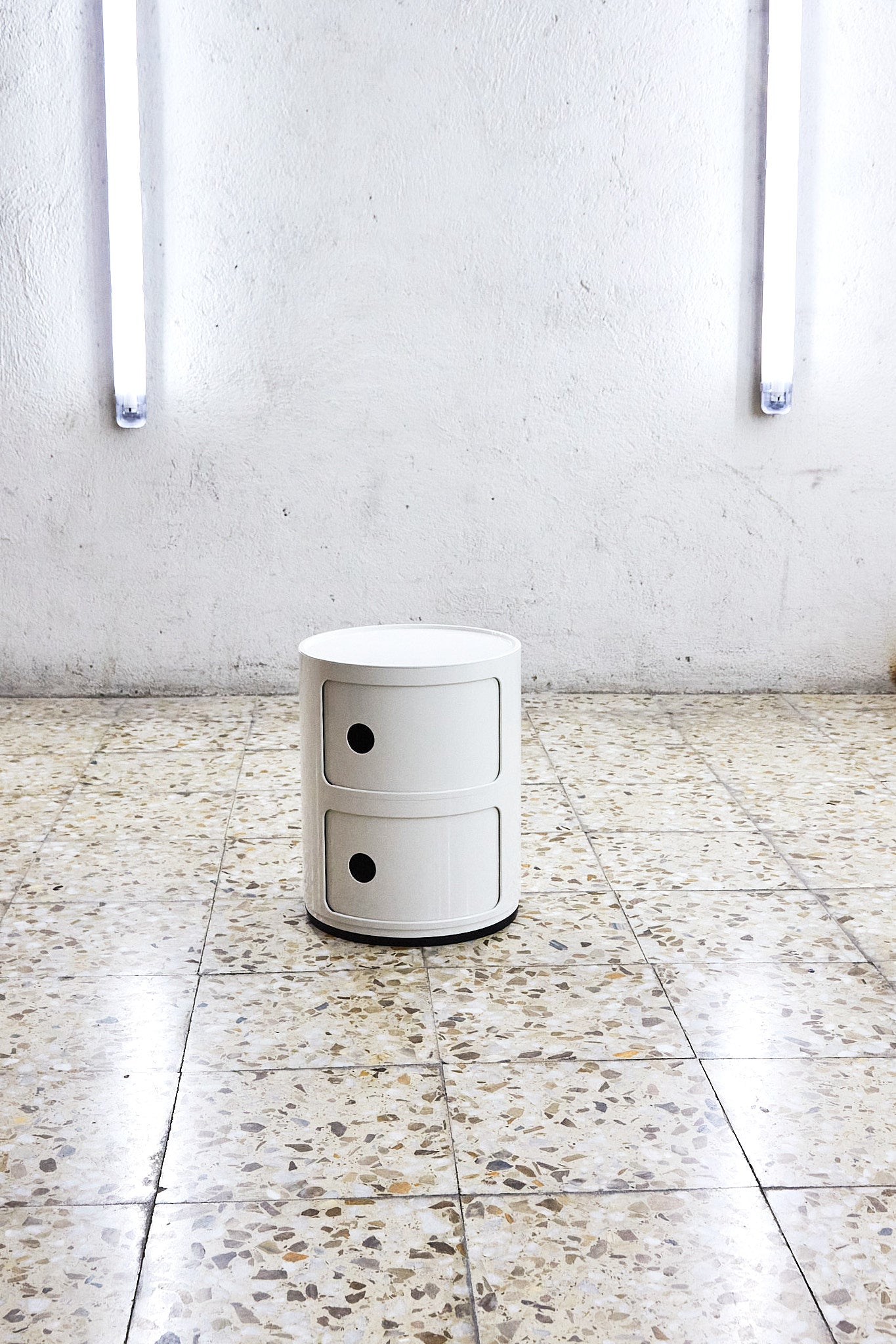 kartell_annacastelliferrieri_componibili_classic_small_white