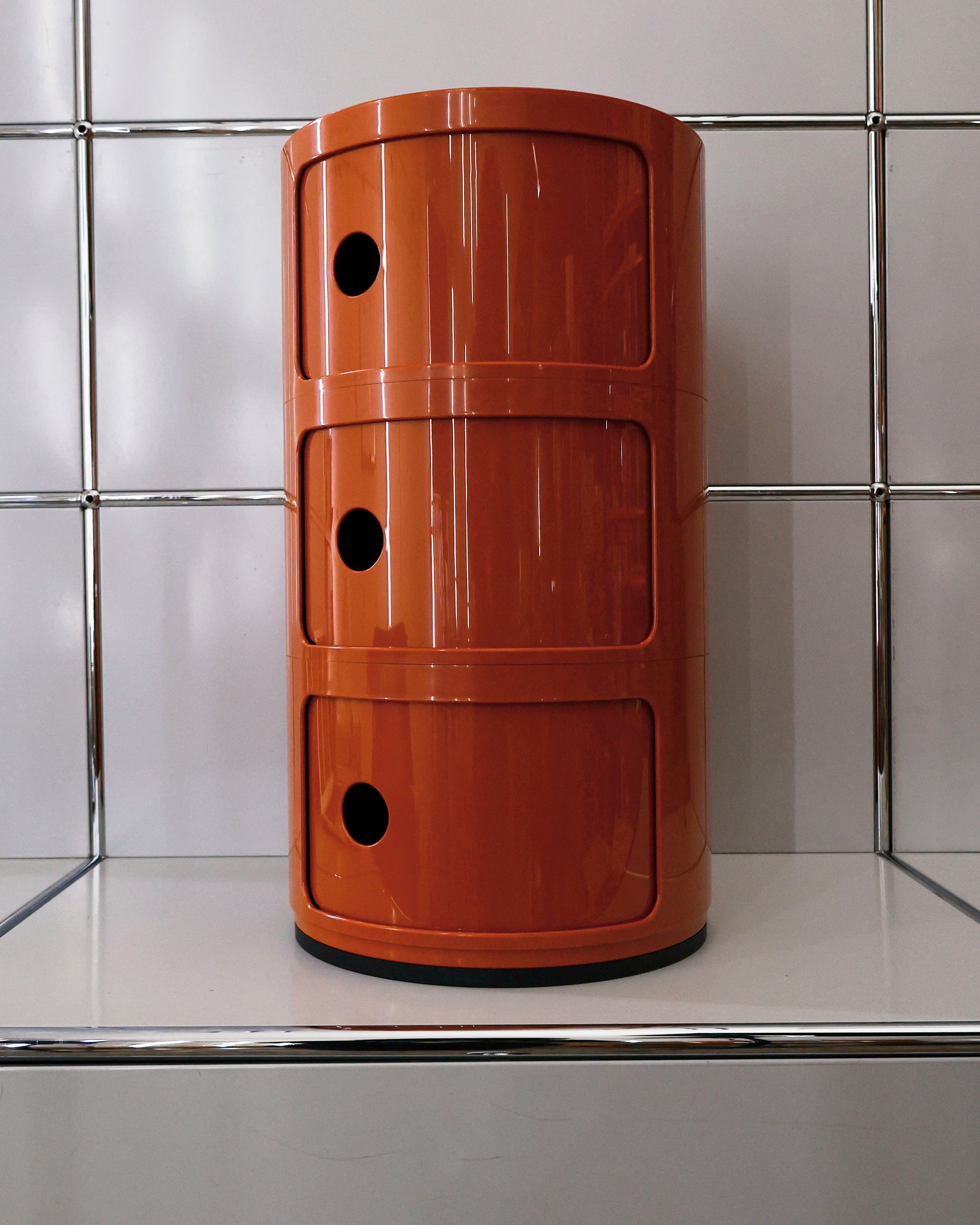 kartell_annacastelliferrieri_componibili_newcolors_medium_orange